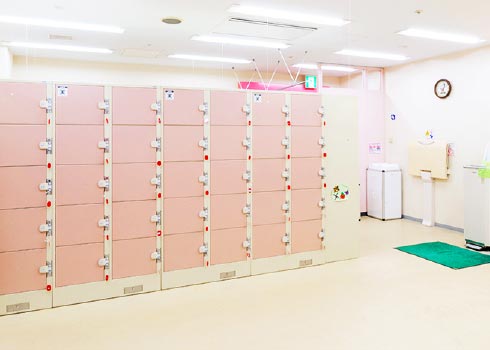 おんなのこの更衣室